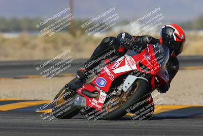 media/Feb-04-2023-SoCal Trackdays (Sat) [[8a776bf2c3]]/Turn 16 Set 2 (1125am)/